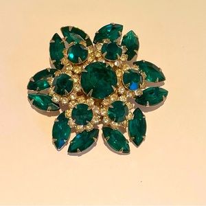 Vintage Judy Lee brooch and earring set